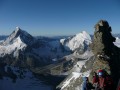 Vlevo Matterhorn a vpravo Dent Hérens
