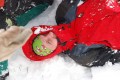 Vydržel v lavině patnáct minut i přesto,že jsme mu sníh pořádně udupali a neustále do něho píchali sněhovými sondami.