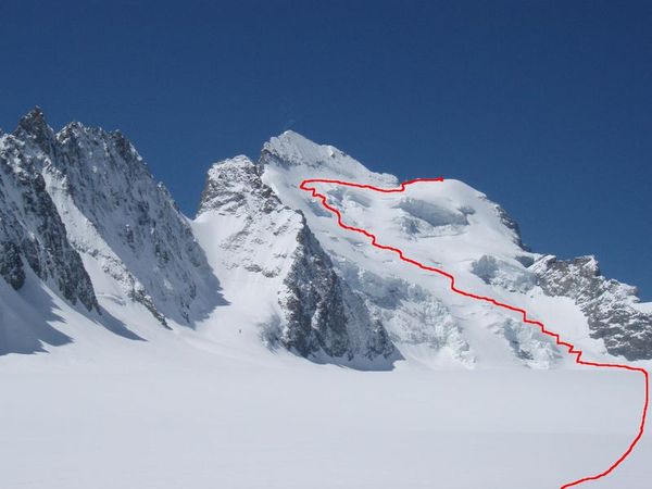 Přibližná trasa cesty na zimní vrchol Les Ecrins.