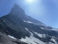 Po sletu vrtulníkem na Hornlihütte jsme se sbalili a začali sestupovat zpět do Zermattu.Ještě jednou jsme se ohlédli a vyfotili si Matterhorn.